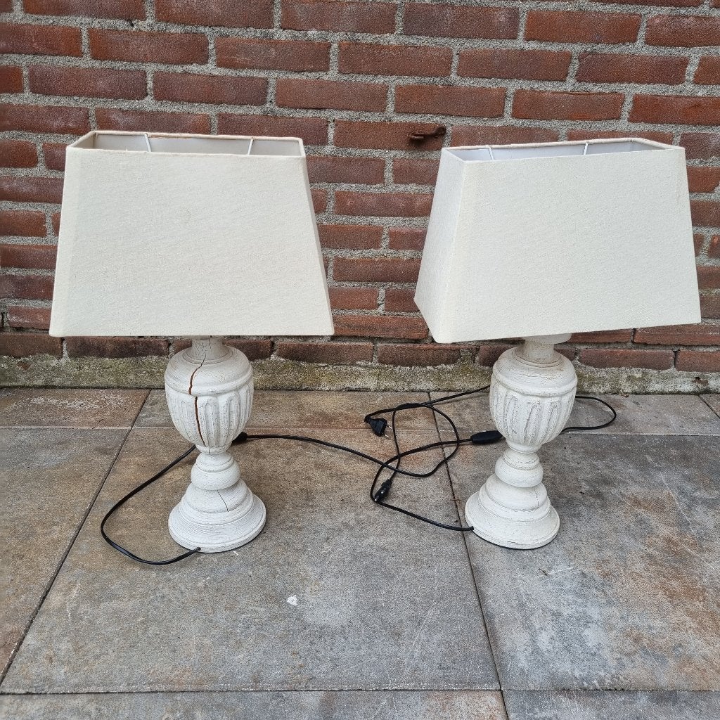 2 Leuke brocante lampen samen voor €20,-, Huis en Inrichting, Lampen | Tafellampen, Ophalen, Overige typen, Gebruikt, Met schakelaar