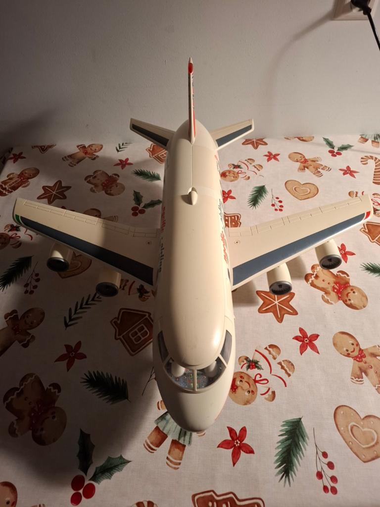 Foto 17 van Playmobil luchthaven met groot vliegtuig, helikopters,  ect.