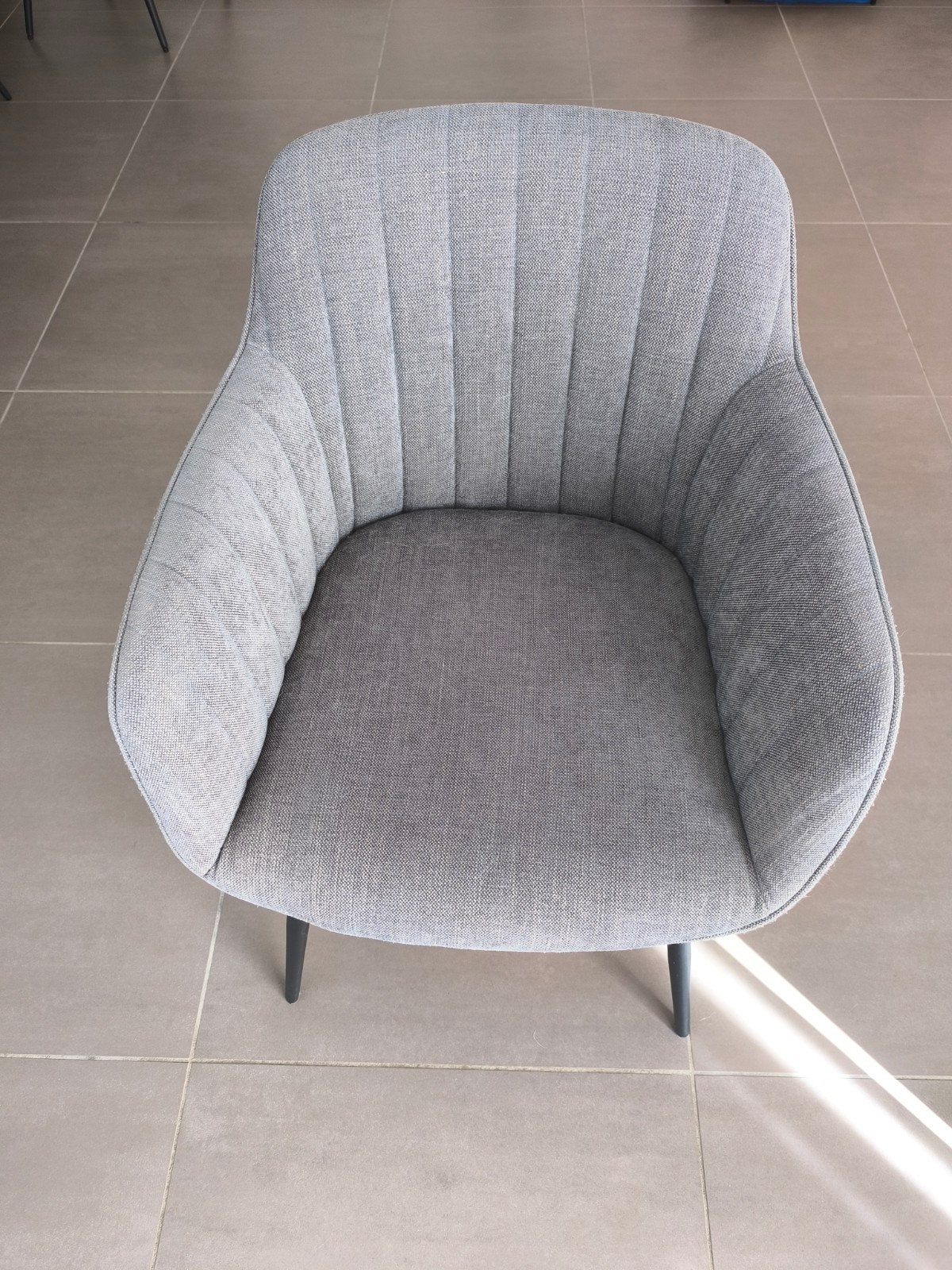 Set van 4 Kwantum Como eetkamerstoelen, kleur grijs, Ophalen, Zo goed als nieuw, Vier, Stof