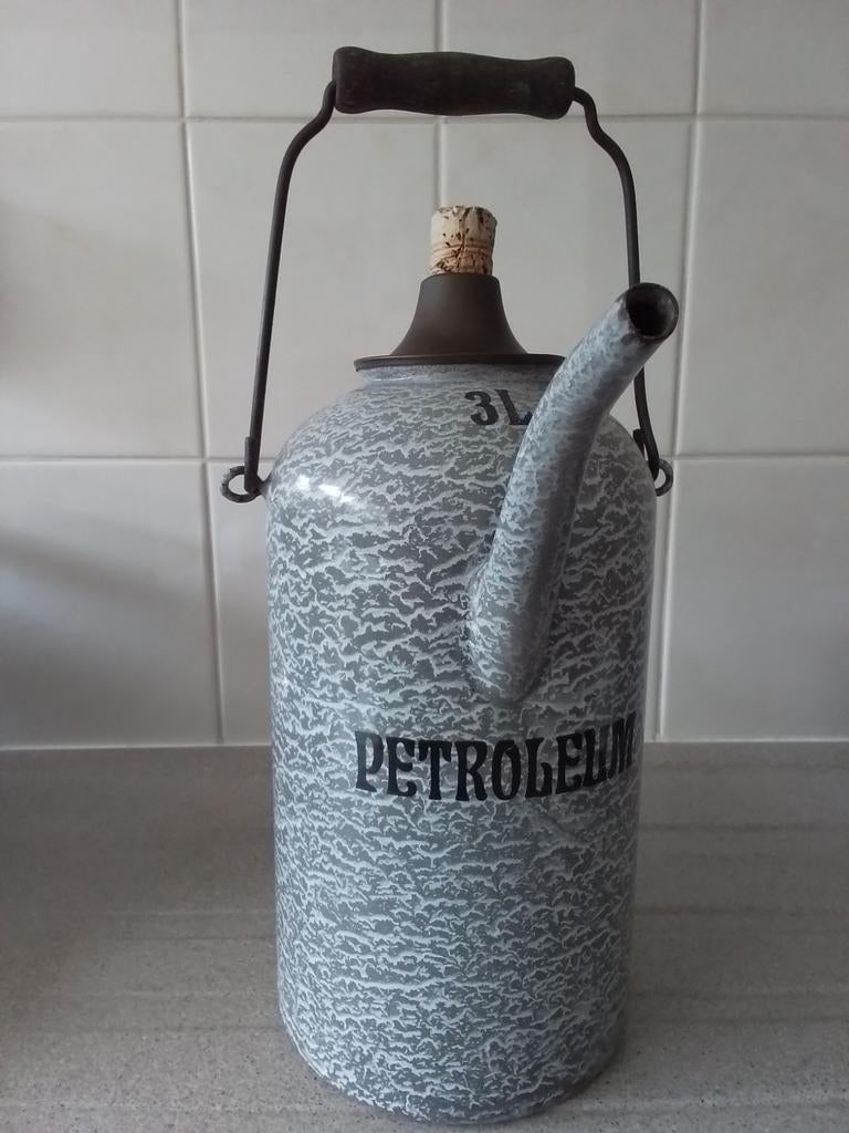 Vintage geëmailleerde petroleumkan 3L, Antiek en Kunst, Antiek | Emaille, Ophalen of Verzenden