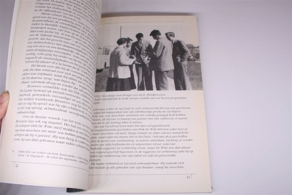 Epitaaf voor Dirk De Witte — Gesigneerd & Genummerd, Ophalen of Verzenden, Gelezen