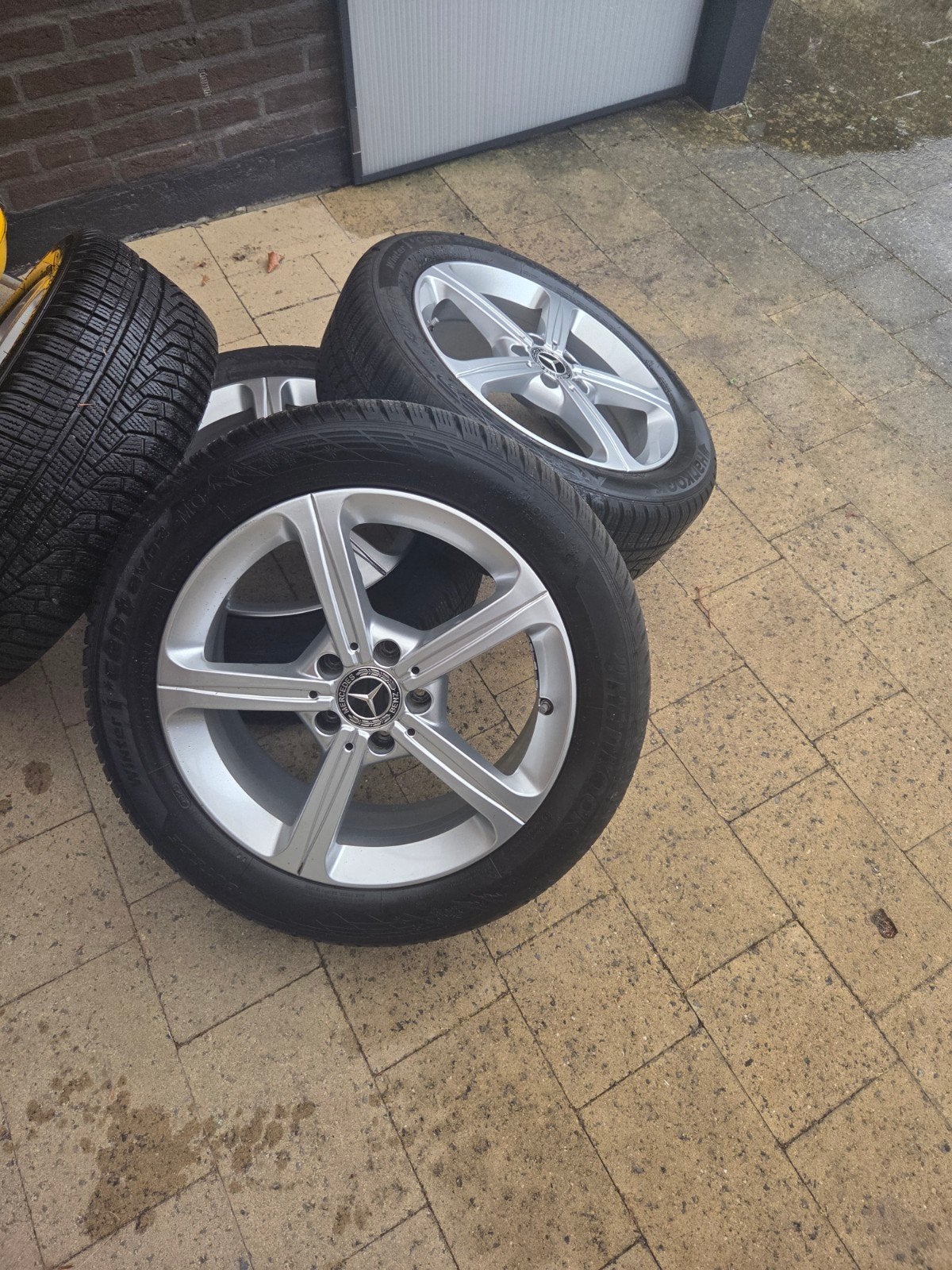 Originele Mercedes velgen met Hankook winterbanden, Auto-onderdelen, Ophalen, Winterbanden, Banden en Velgen