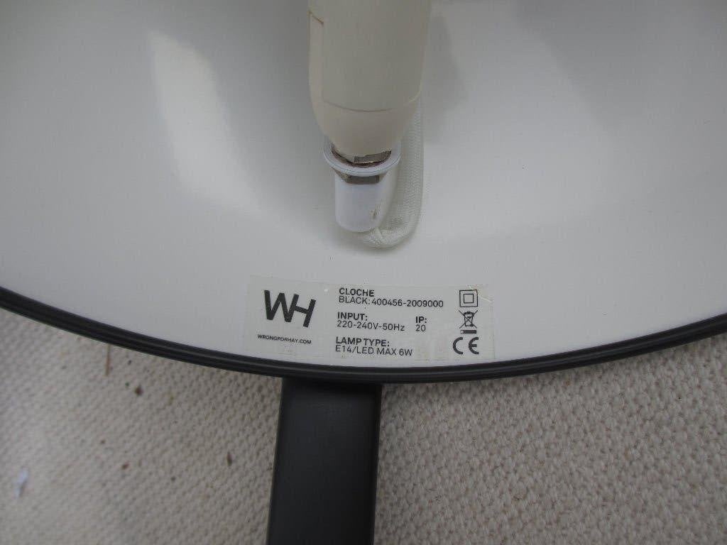 HAY Cloche Tafellamp, zwart, Bureaulamp, Zo goed als nieuw, Zwart, Metaal
