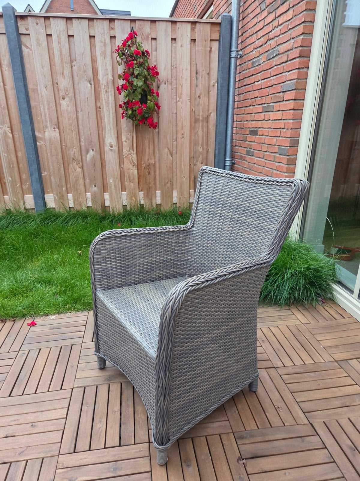 Wicker Loungeset - 2 Stoelen, 1 Bank, 1 Bijzettafel, Tuin en Terras, Ophalen, 4 zitplaatsen, Gebruikt, Bank