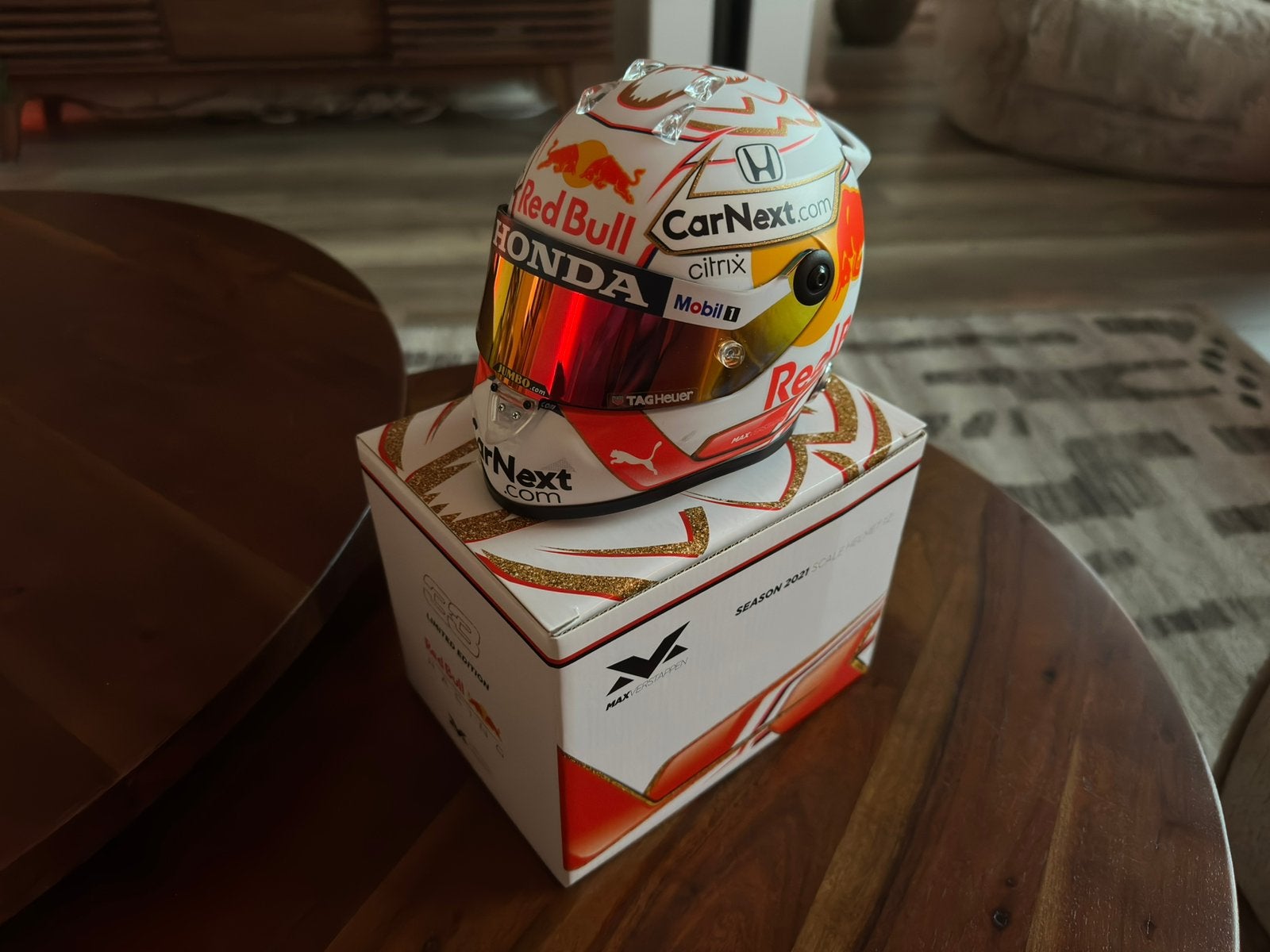 Limited Edition Helm Max Verstappen Schaalmodel 1:2, Ophalen, Zo goed als nieuw, Formule 1