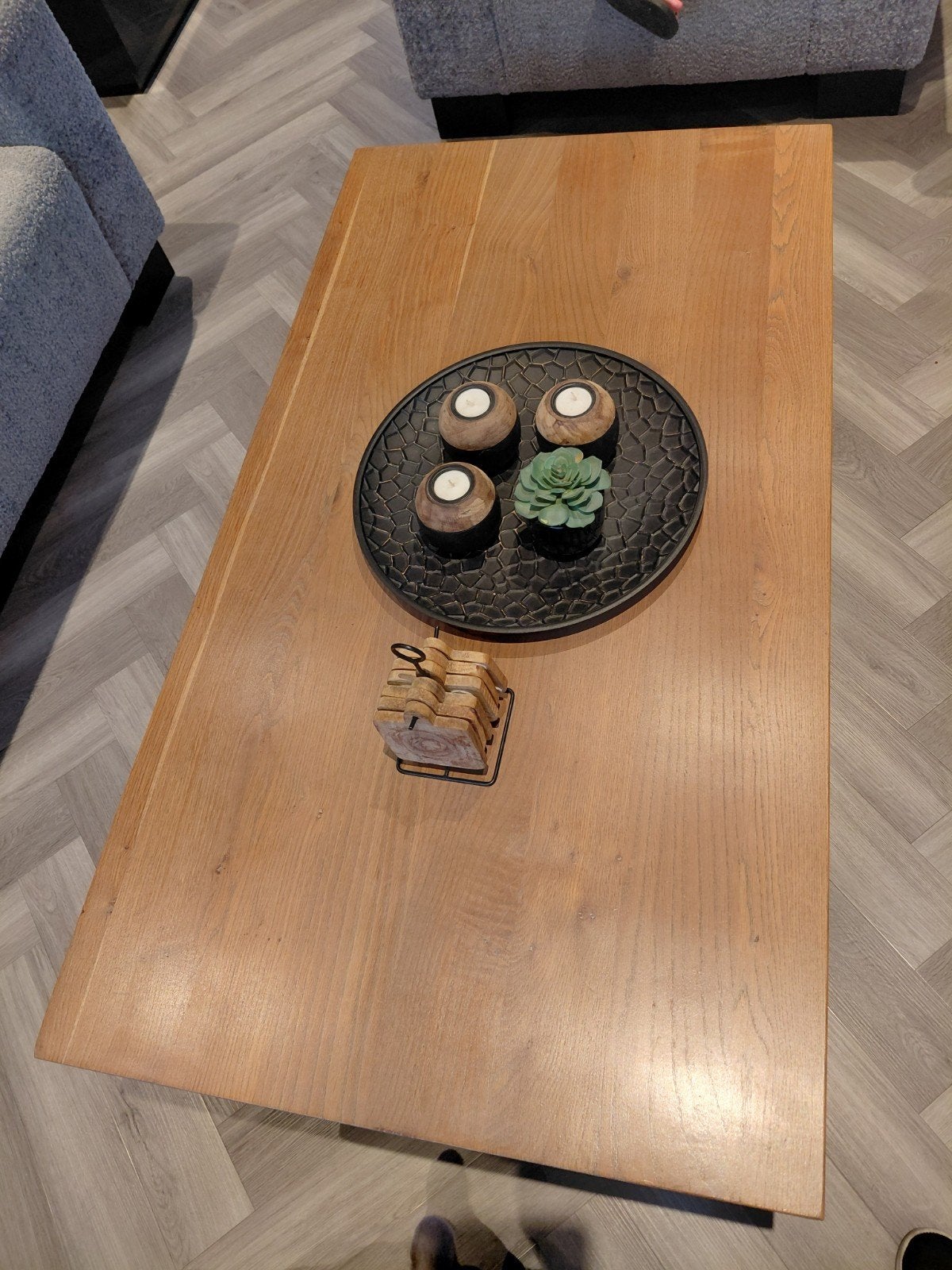 Complete set meubels: Eettafel, Dressoir, Salontafel, Ophalen