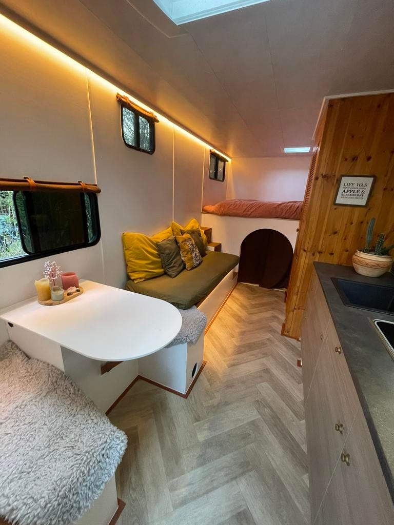 Caravans And Camping Mercedes
