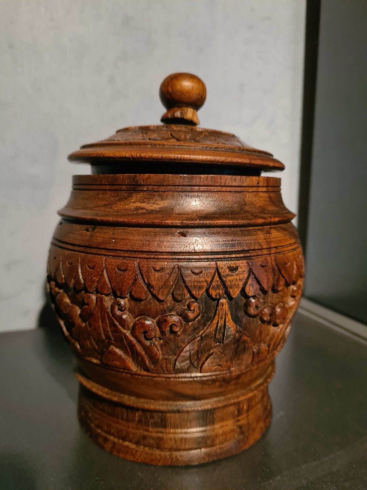 Oude houten tabakspot, Antiek en Kunst, Antiek | Keramiek en Aardewerk, Ophalen of Verzenden