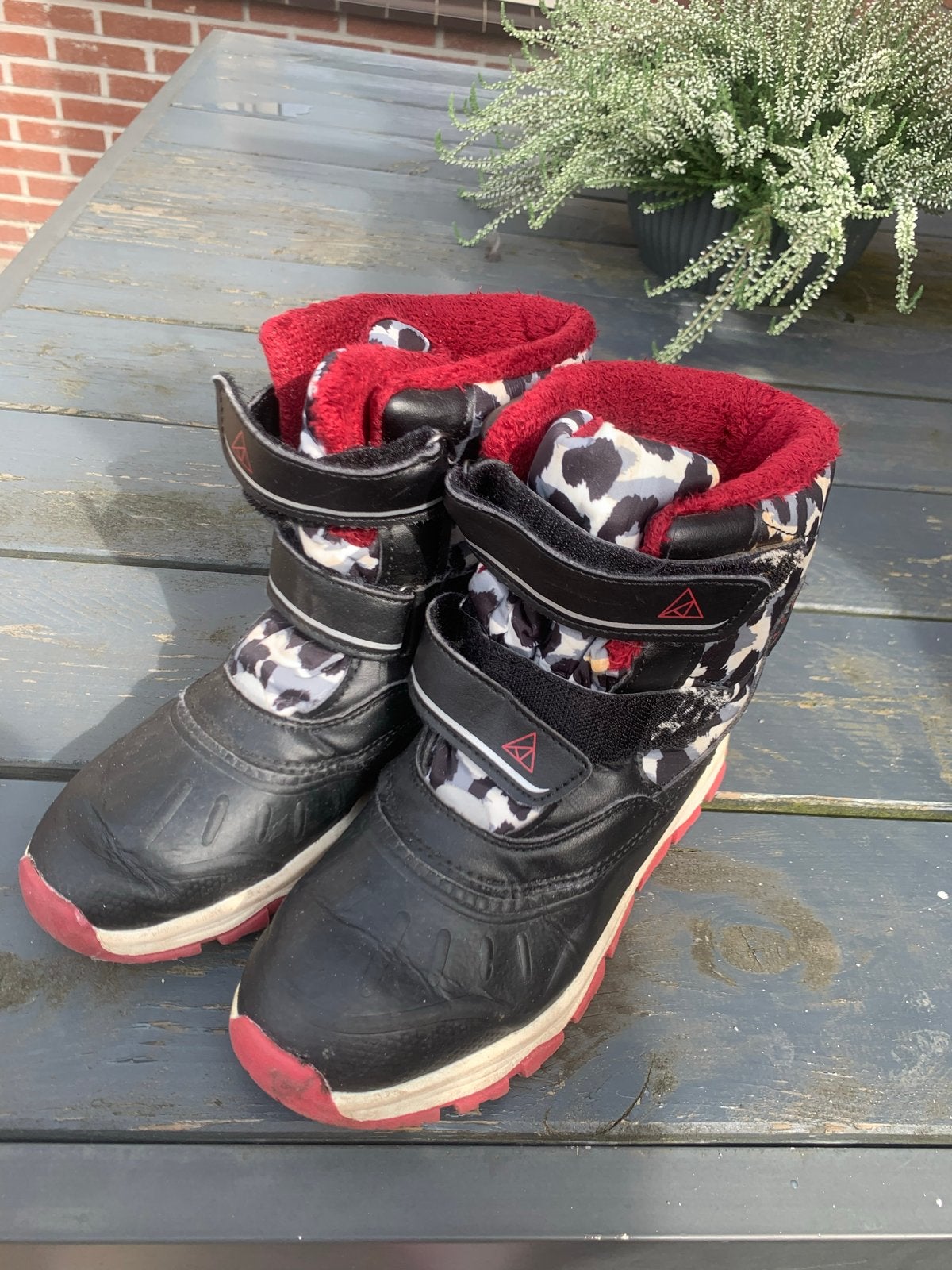 Stoere snowboots maat 35, Ophalen of Verzenden, Gedragen, Maat 34 (XS) of kleiner, Overige typen