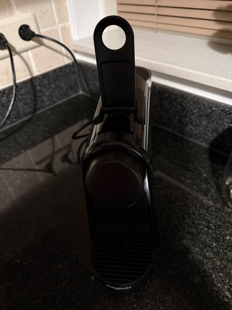 Foto 5 van Nespresso ESSENZA MINI - koffiemachin