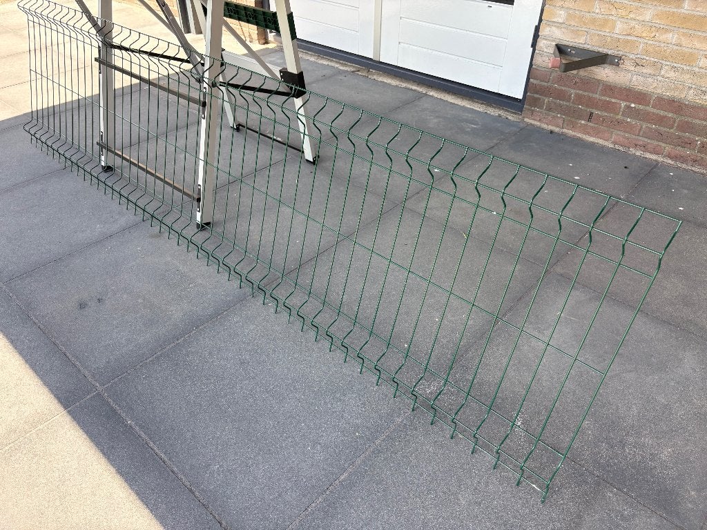 8 enkelstaafse groene hekken 250 x 63, Ophalen, Gebruikt, IJzer, Enkelstaafmat hekwerk