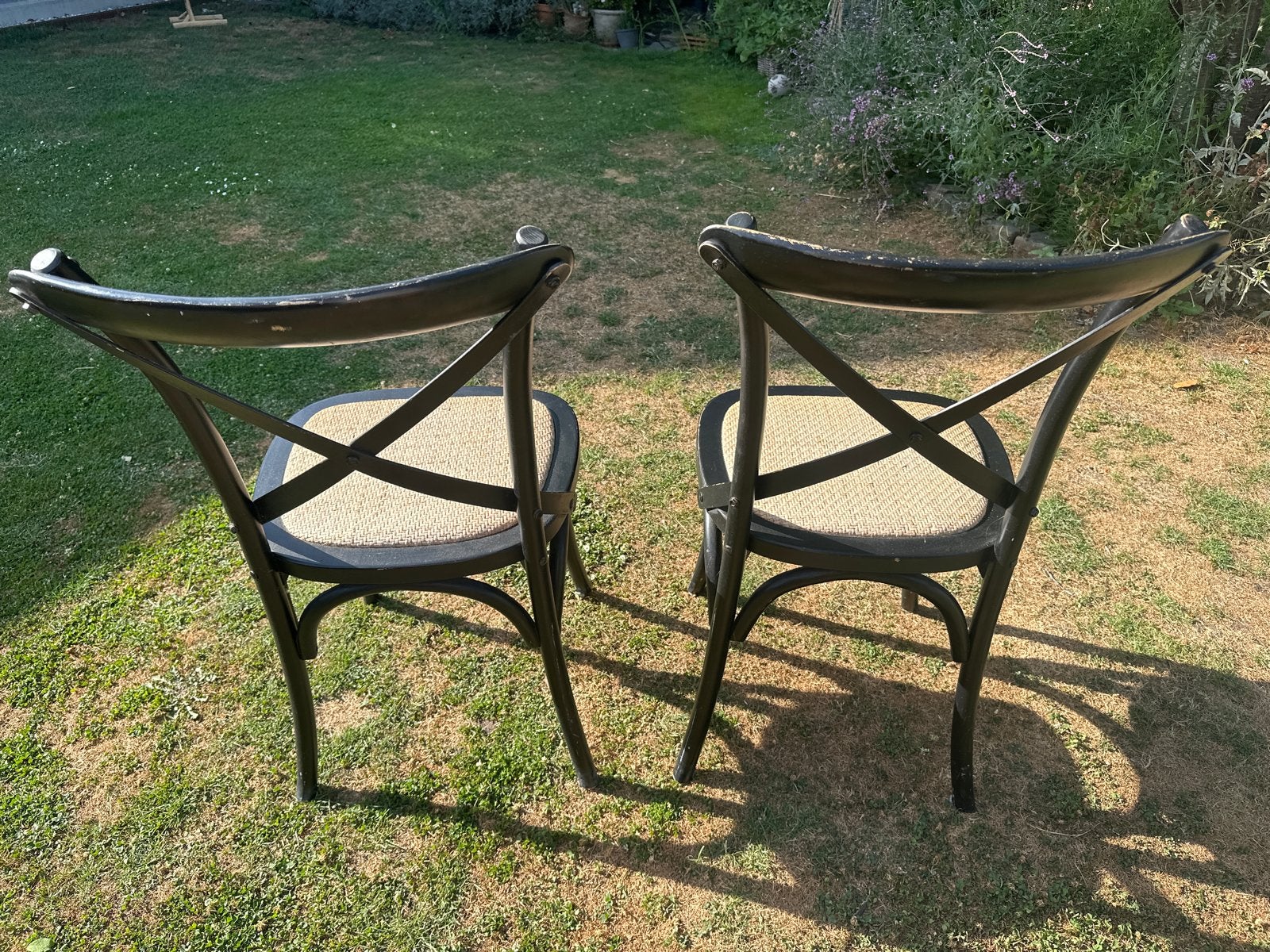 Set van 2 zwarte houten stoelen met bistro rieten zitting, Huis en Inrichting, Stoelen, Ophalen, Gebruikt, Zwart, Twee