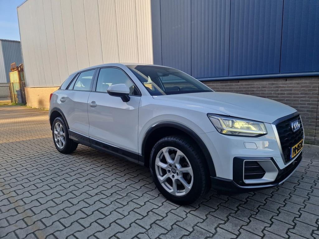 Audi Q2 1.4 Tfsi CoD 150pk S Tronic 2017 Wit, Auto's, Stof, 4 cilinders, Wit, Origineel Nederlands