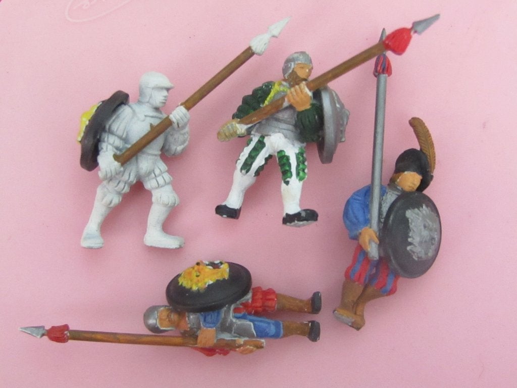 Lion Spearmen, Met verf, Gebruikt, Verzenden, Figuurtje(s)
