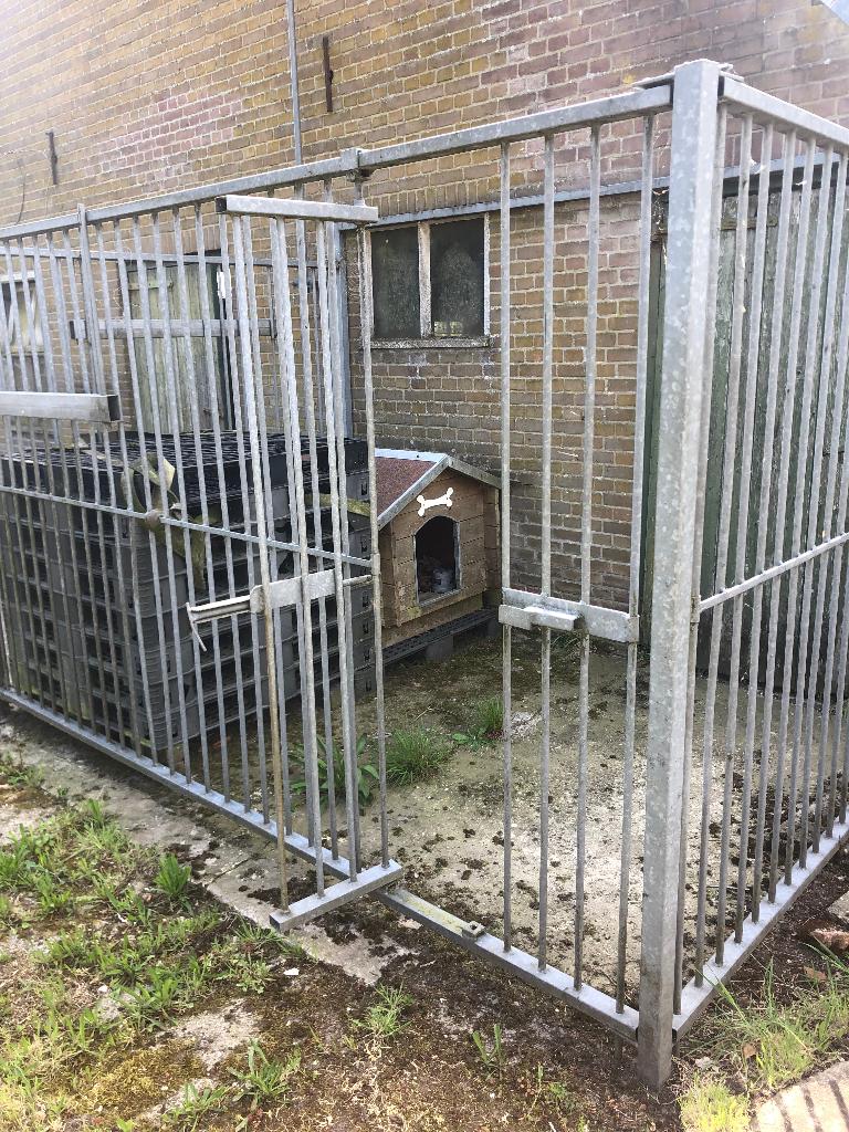 Hondenhok met ren, Ophalen, Hondenkennel, 100 cm of meer, 110 cm of meer
