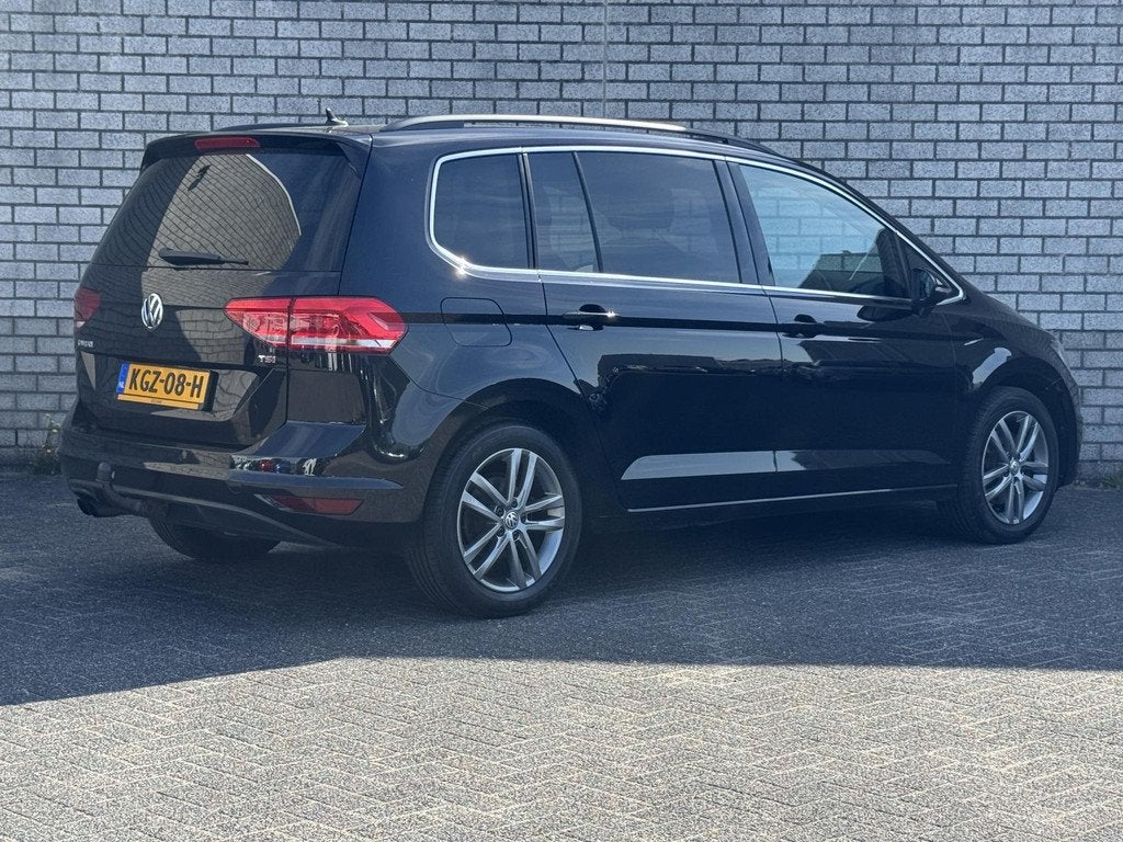Volkswagen Touran 1.4 TSI Highline Business R 7p | Trekhaak, Auto's, Volkswagen, Voorwielaandrijving, Gebruikt, 4 cilinders, 7 stoelen