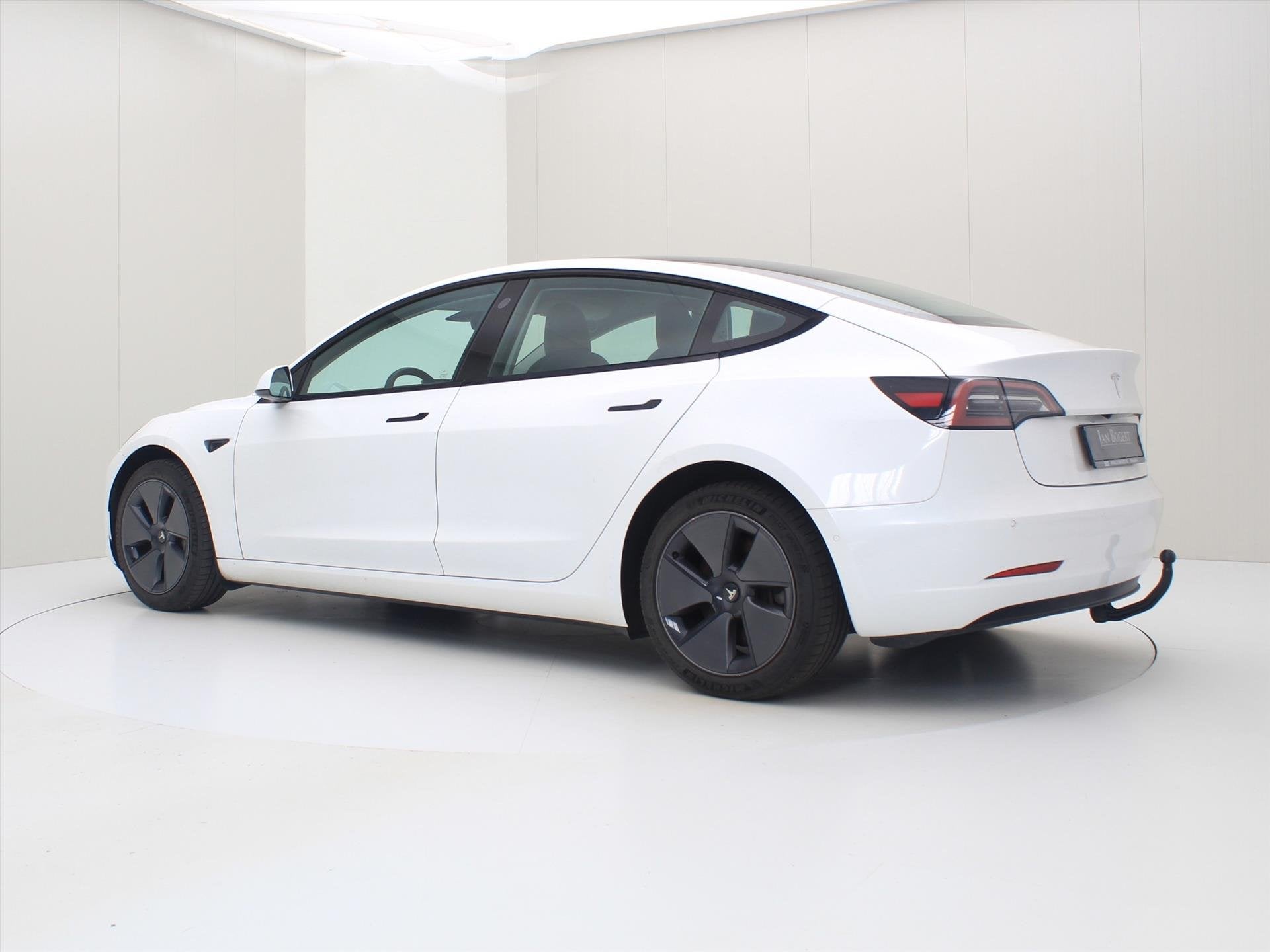 Tesla Model 3 Standard RWD Plus FACELIFT [ AMD RYZEN+TREKHAA, Auto's, Tesla, Automaat, Adaptive Cruise Control, Gebruikt, Zwart