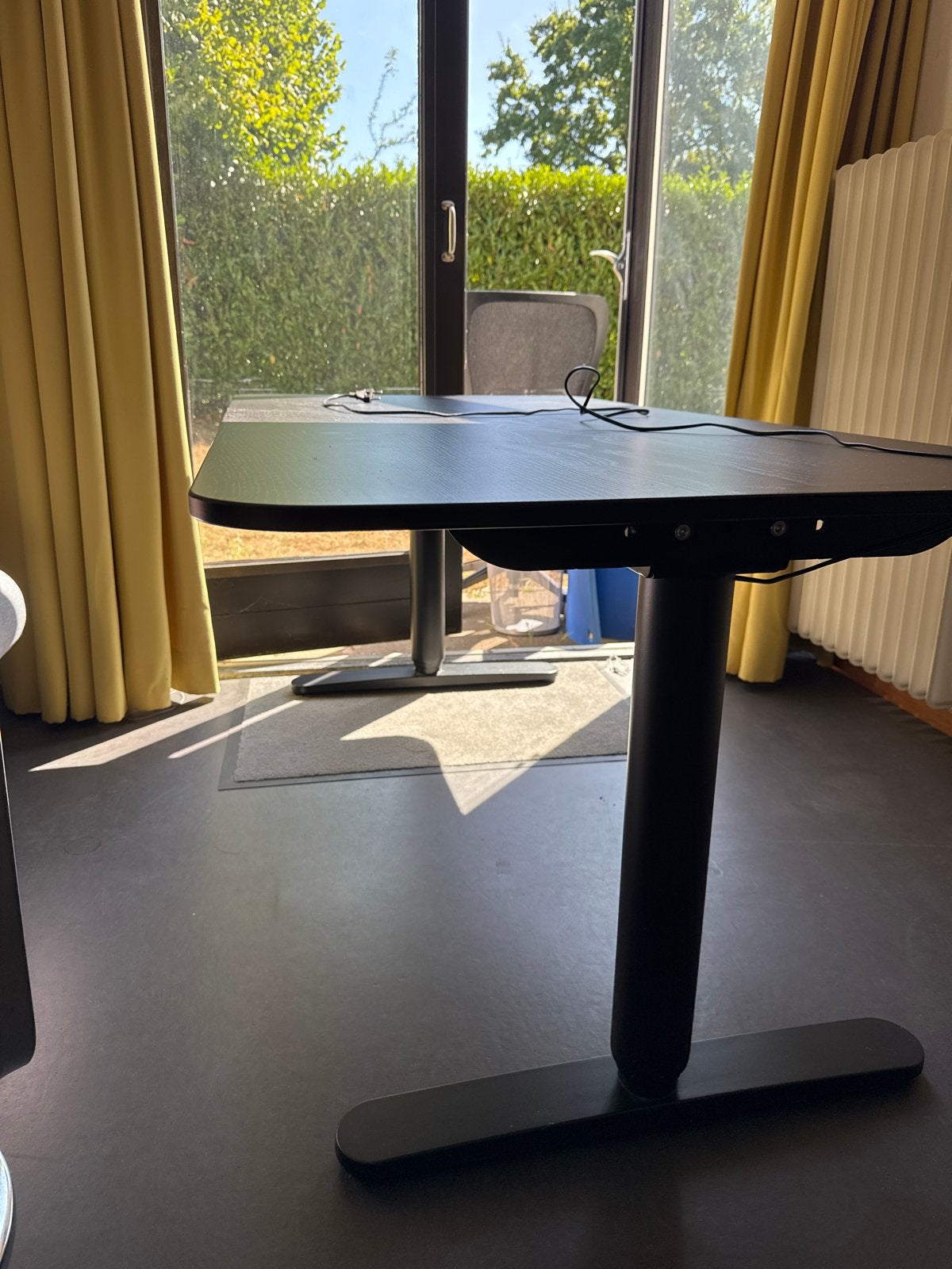 IKEA BEKANT Elektrisch Zit-Sta Bureau 160x80 - Zwart, Ophalen, Elektrisch, Gebruikt, IKEA