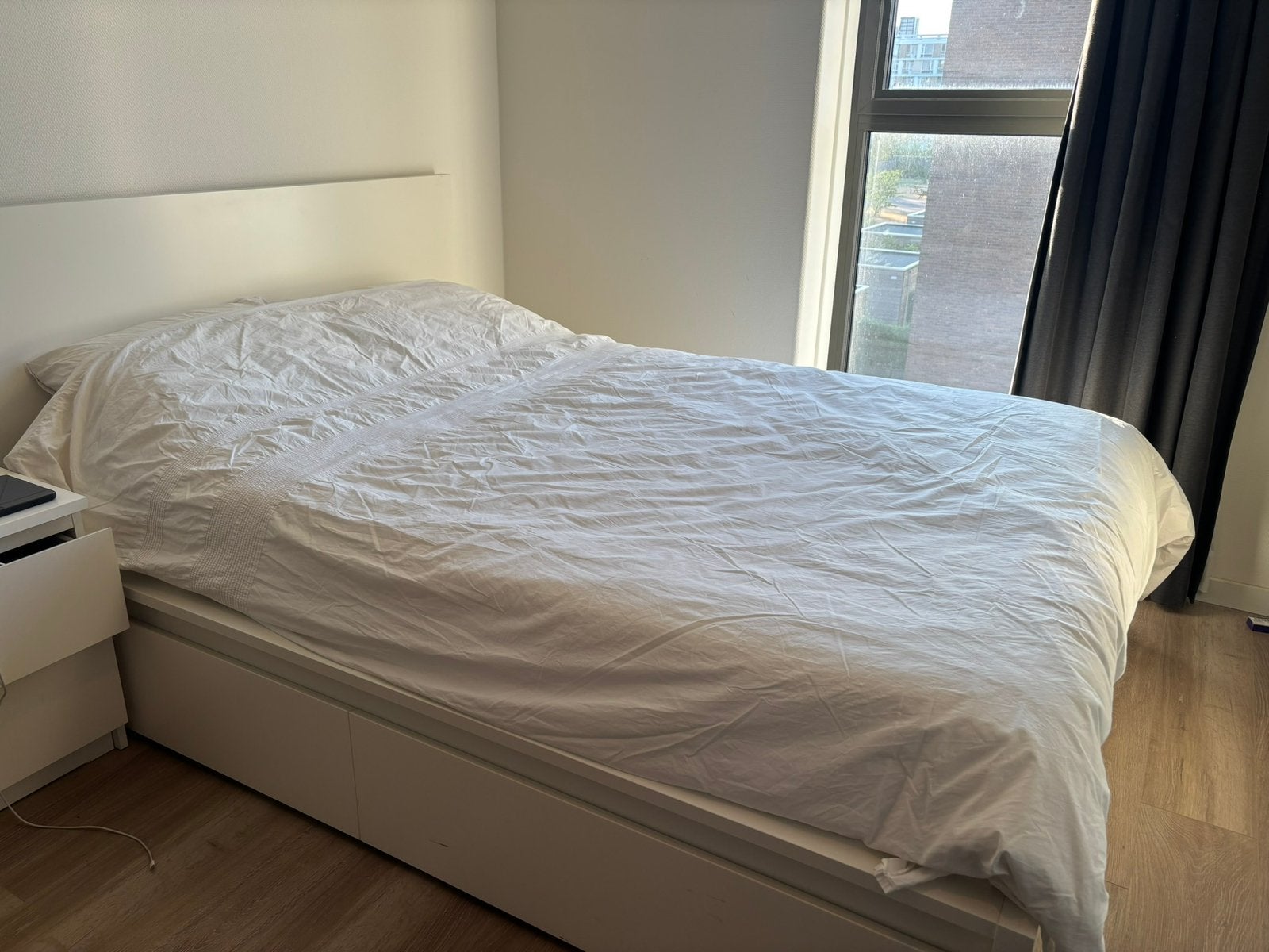 Ikea Malm bed 140x200cm hoog met 2 bedlades, incl matras, Ophalen, Gebruikt, Wit, Tweepersoons