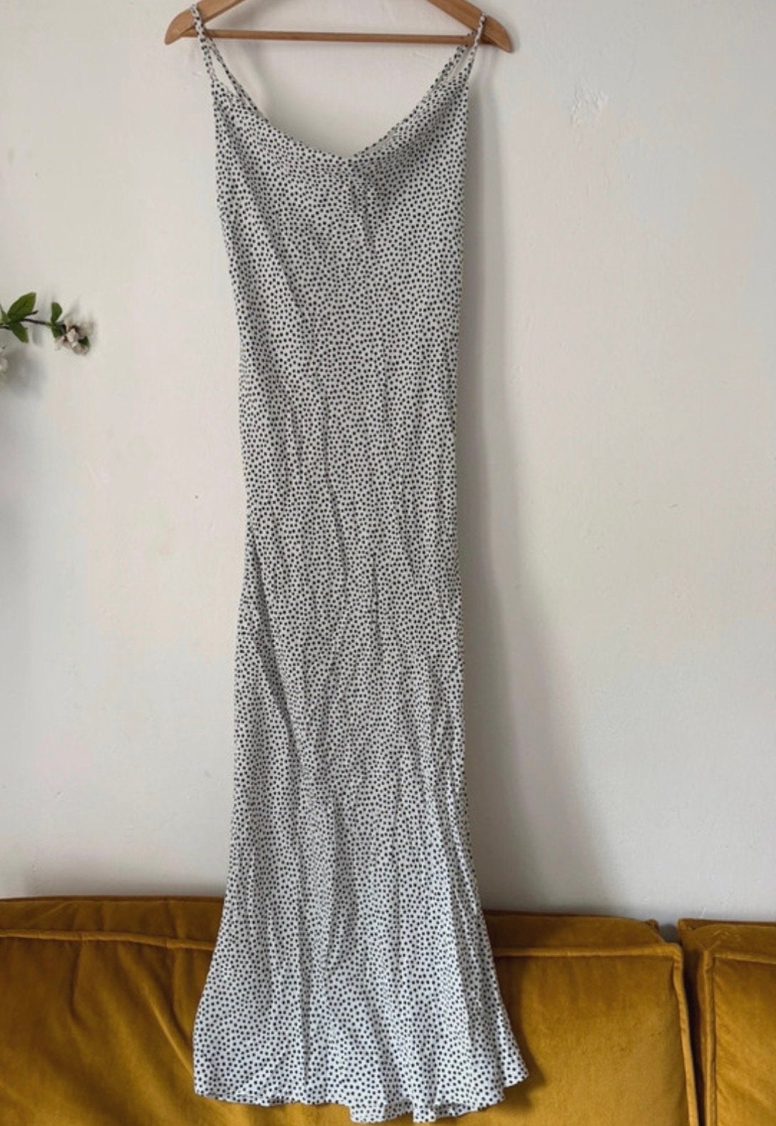 Zara jurk met stippen en open rug XL - nieuw, Kleding | Dames, Jurken, Wit, Maat 46/48 (XL) of groter, Nieuw, Ophalen of Verzenden
