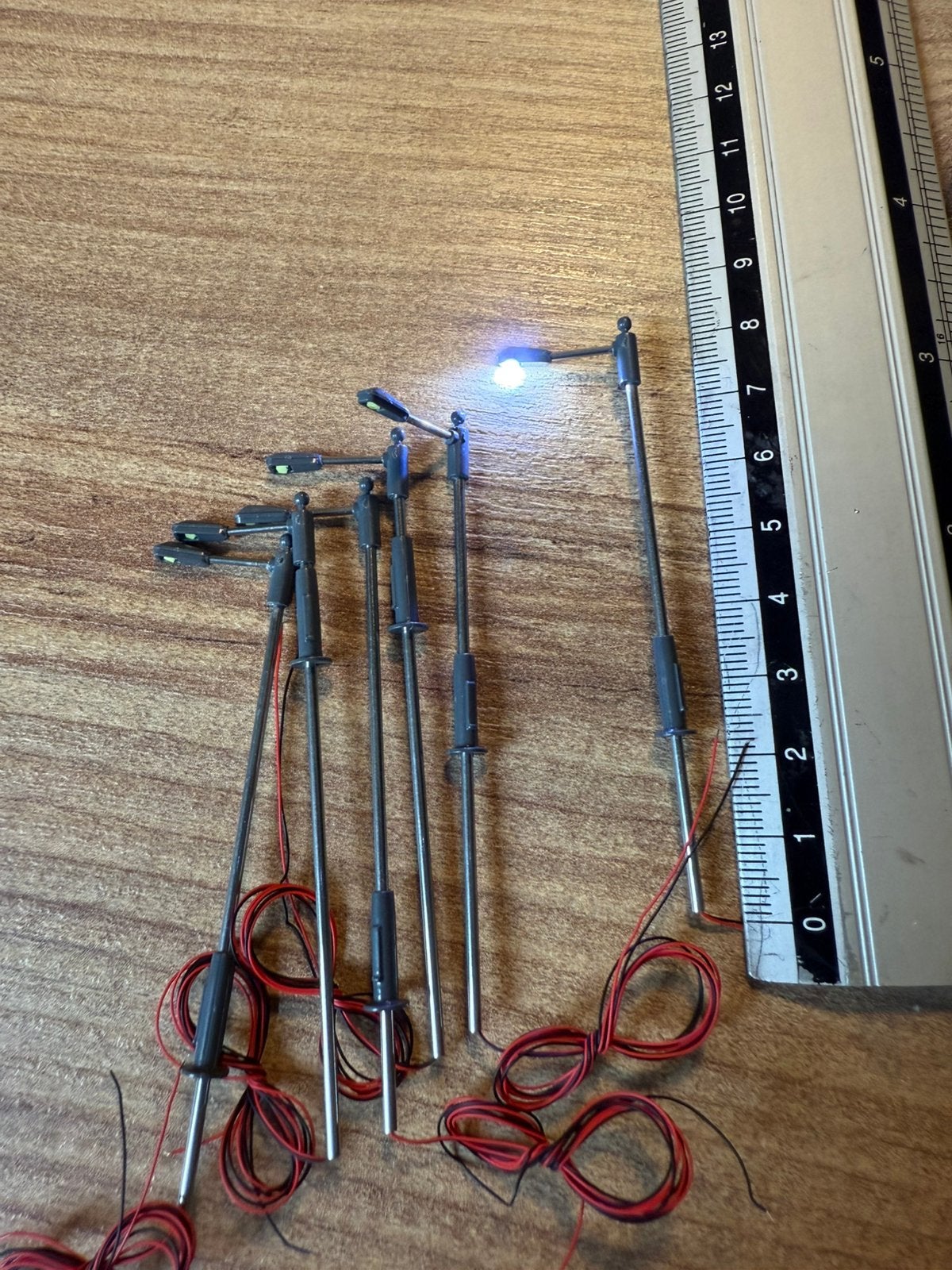Lantaarnpalen | H0 schaal | 8cm | 12stk, Overige merken, Gelijkstroom, Verzenden, Overige typen