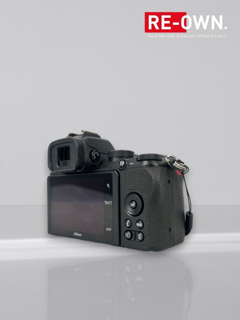 Nikon Z 50 / Z50 body (topstaat + garantie + weinig clicks), Audio, Tv en Foto, Fotocamera's Digitaal, Accu, Ophalen of Verzenden
