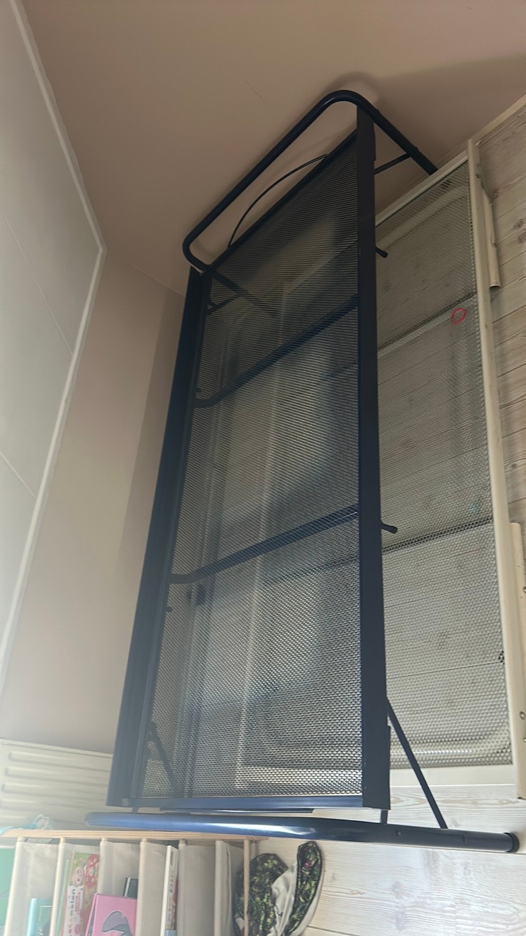 2 Inklapbare logeerbedden met matras 90x200 cm, Ophalen, Gebruikt, 90 cm, Eenpersoons