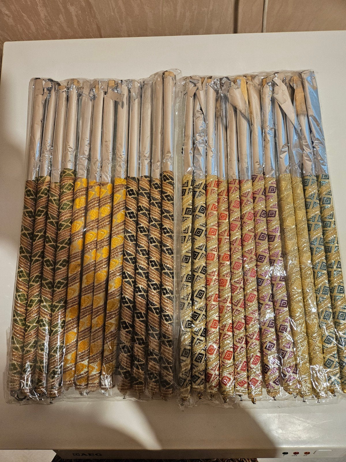 New Dandiya Dance Sticks – Indian/Pakistan, Ophalen of Verzenden, Nieuw, Feestartikel, Geboorte of Huwelijk