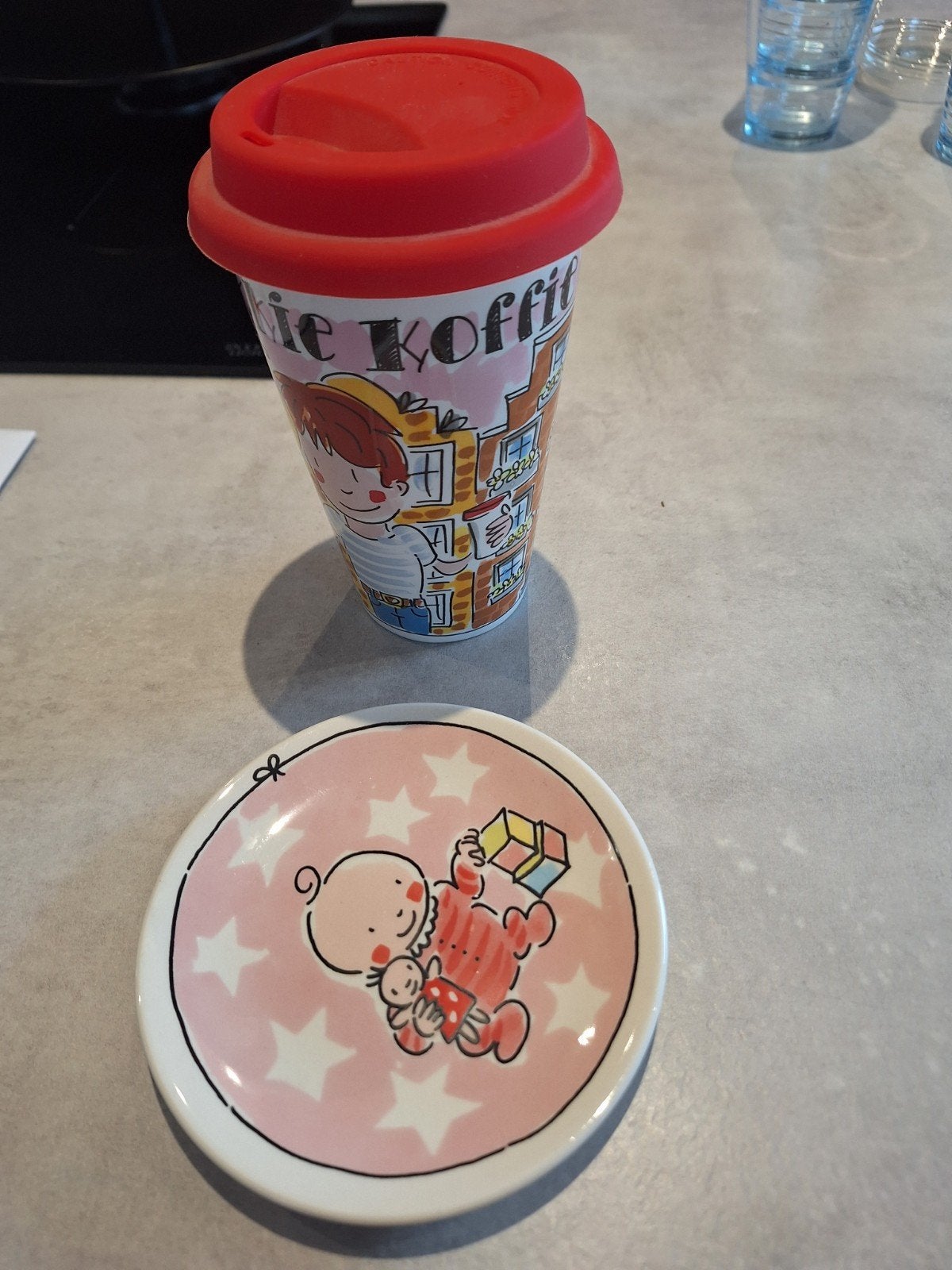 Blond Amsterdam to go cup en petit four bordje, Ophalen, Overige typen, Zo goed als nieuw, Steen/keramiek