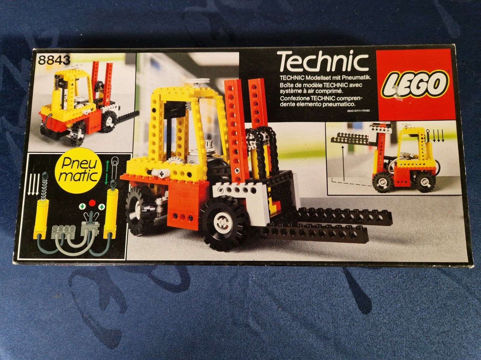 Lego technic 8843 heftruck pneumatisch, Compleet, Lego, Ophalen of Verzenden, Zo goed als nieuw