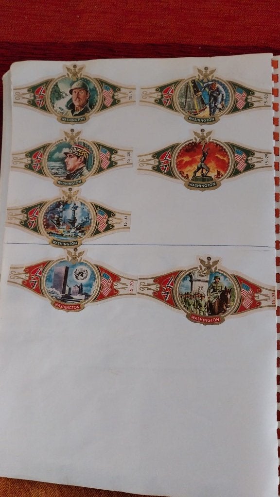 Verzameling sigarenbandjes in plakboek, Ophalen of Verzenden, Overige typen