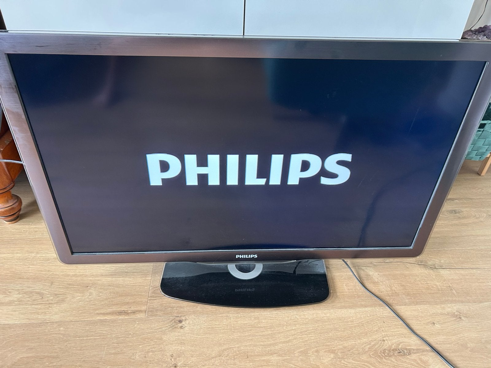 Philips LCD TV met Ambilight - 100cm, Audio, Tv en Foto, Televisies, Ophalen, Philips, Gebruikt, 50 Hz