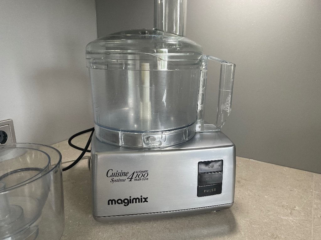 MAGIMIX keukenmachine, 3 tot 4 liter, Ophalen of Verzenden, Gebruikt, 2 snelheden