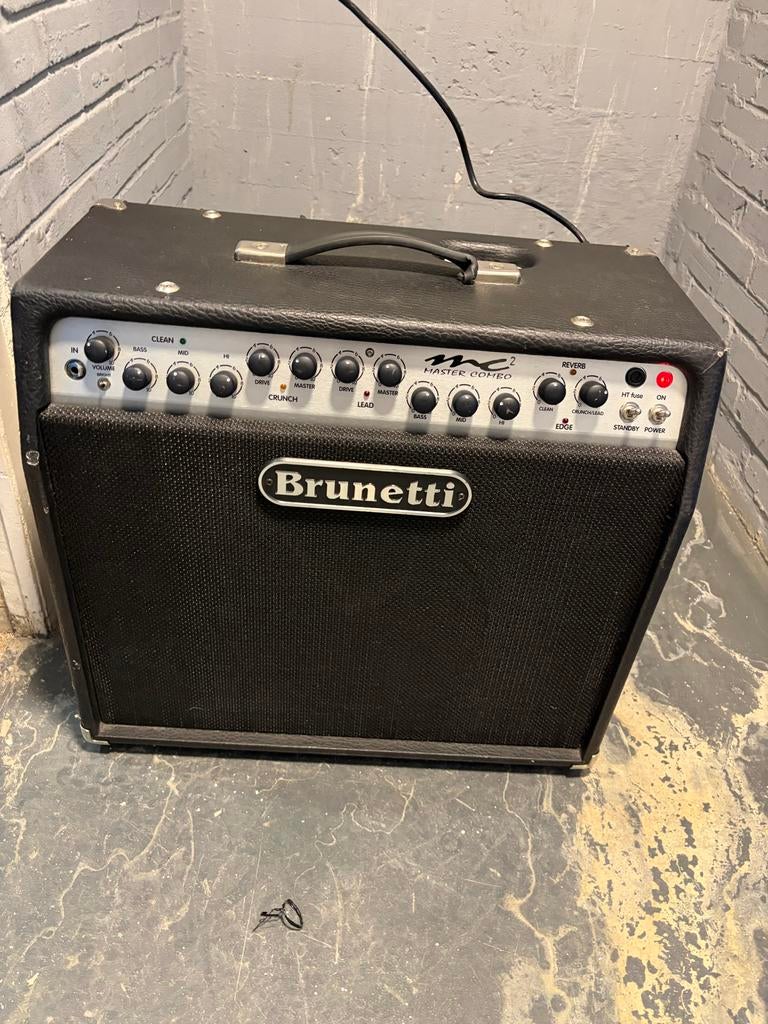 Brunetti MC2 Master Combo Gitaarversterker, Muziek en Instrumenten, Versterkers | Bas en Gitaar, Ophalen, Gebruikt, Gitaar, 50 tot 100 watt