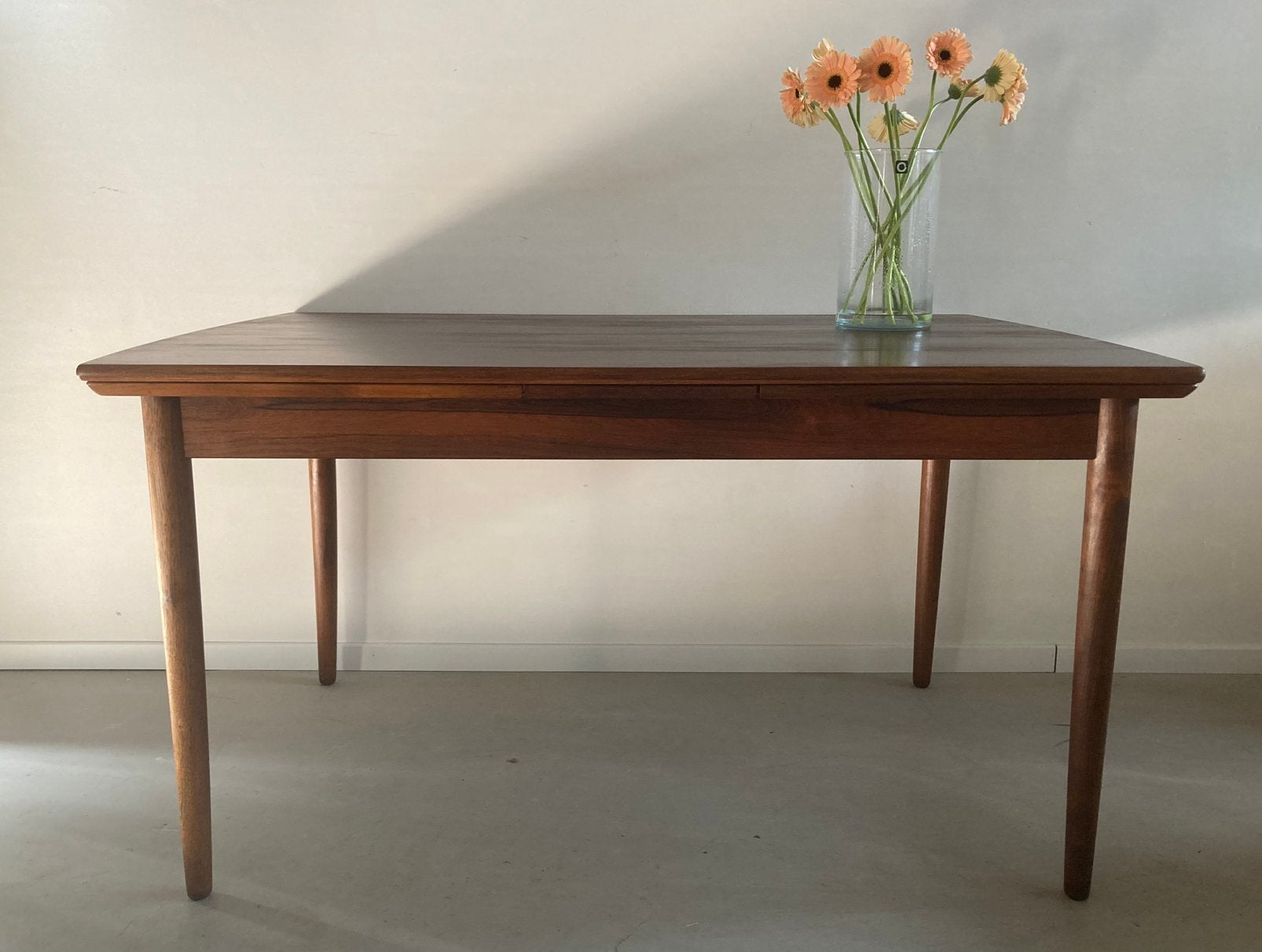 Midcentury vintage palissander | teak eettafel uitschuifbaar, Huis en Inrichting, Tafels | Eettafels, Ophalen, Gebruikt, Teakhout