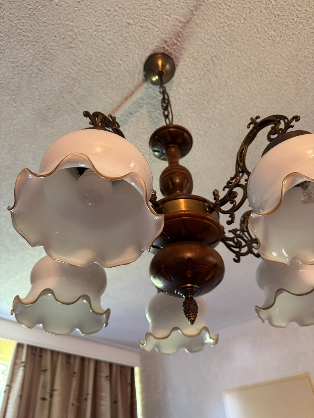 Barokke Kroonluchter met 5 Glazen Kapjes - Functioneel, Huis en Inrichting, Lampen | Kroonluchters, Ophalen of Verzenden, Gebruikt