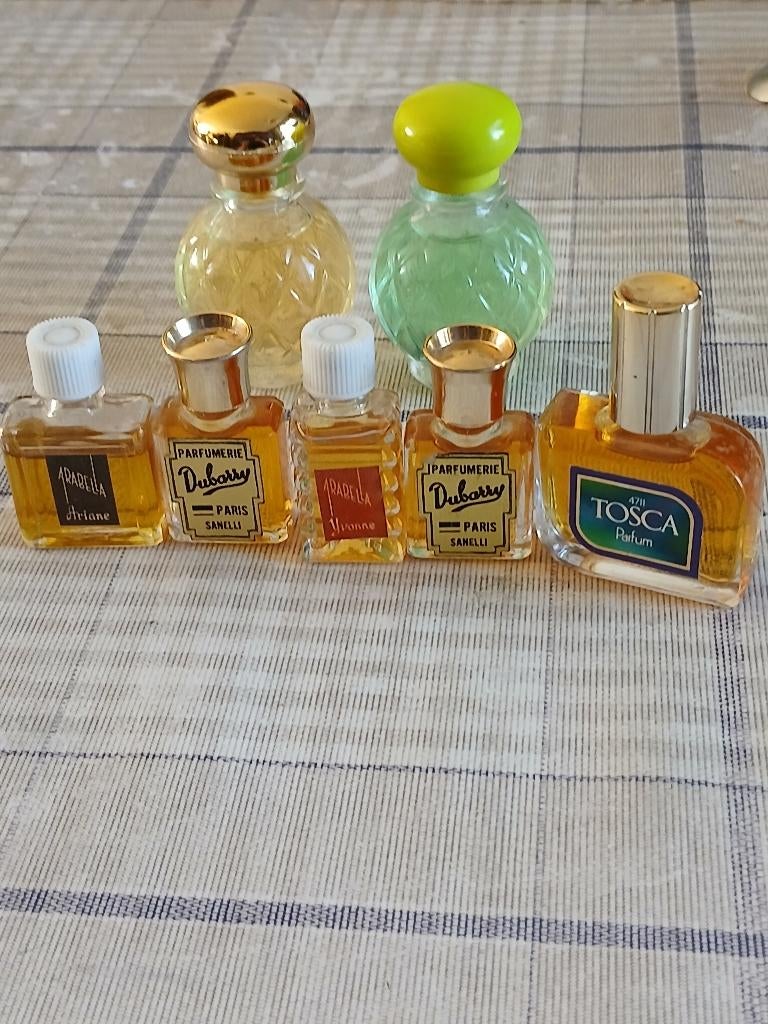 Mini parfum flesjes, Ophalen of Verzenden, Miniatuur