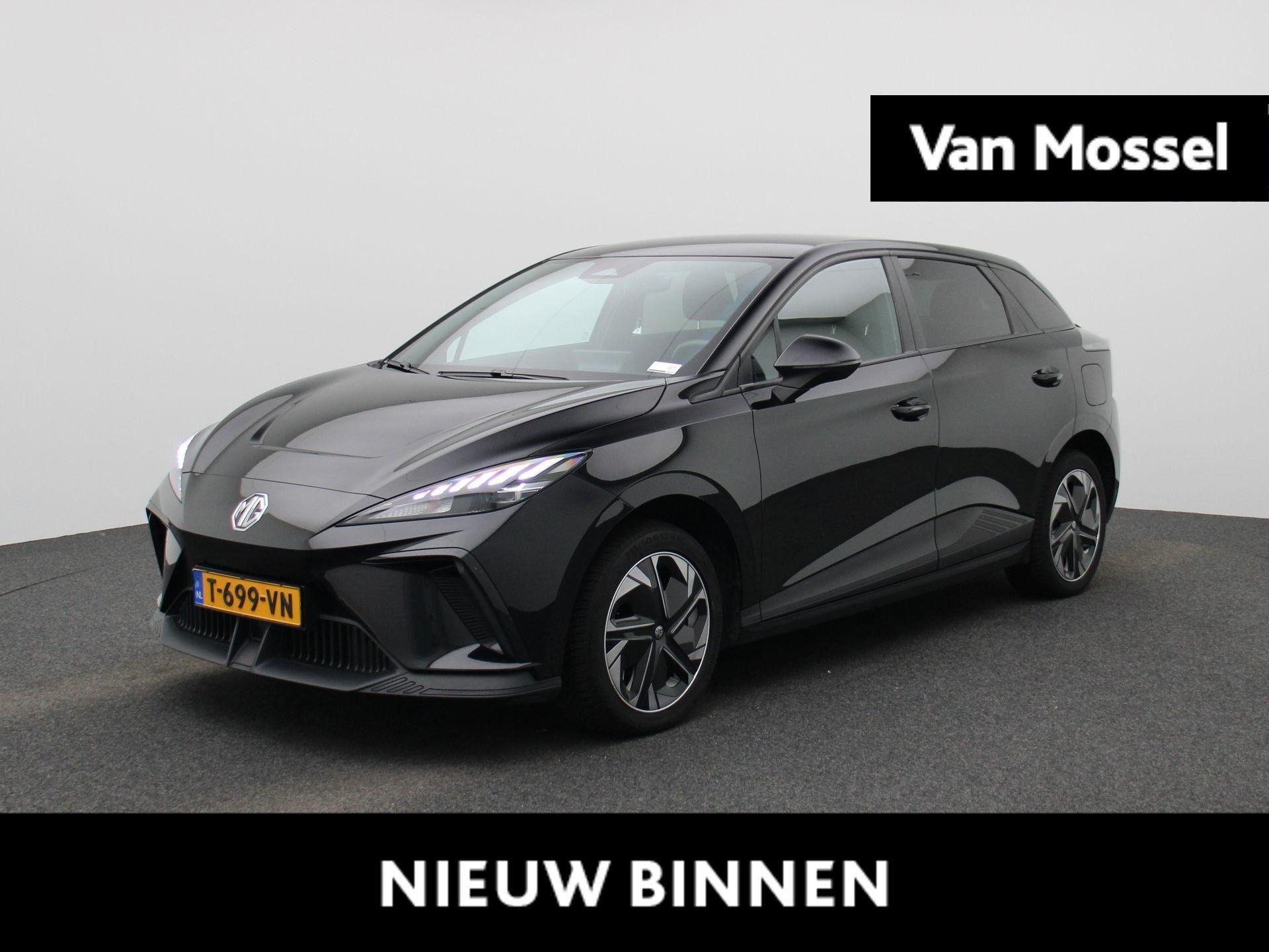 MG MG4 Electric Comfort 64 kWh Mg Mg4 electric, Auto's, Automaat, 12 maanden, Gebruikt, Zwart