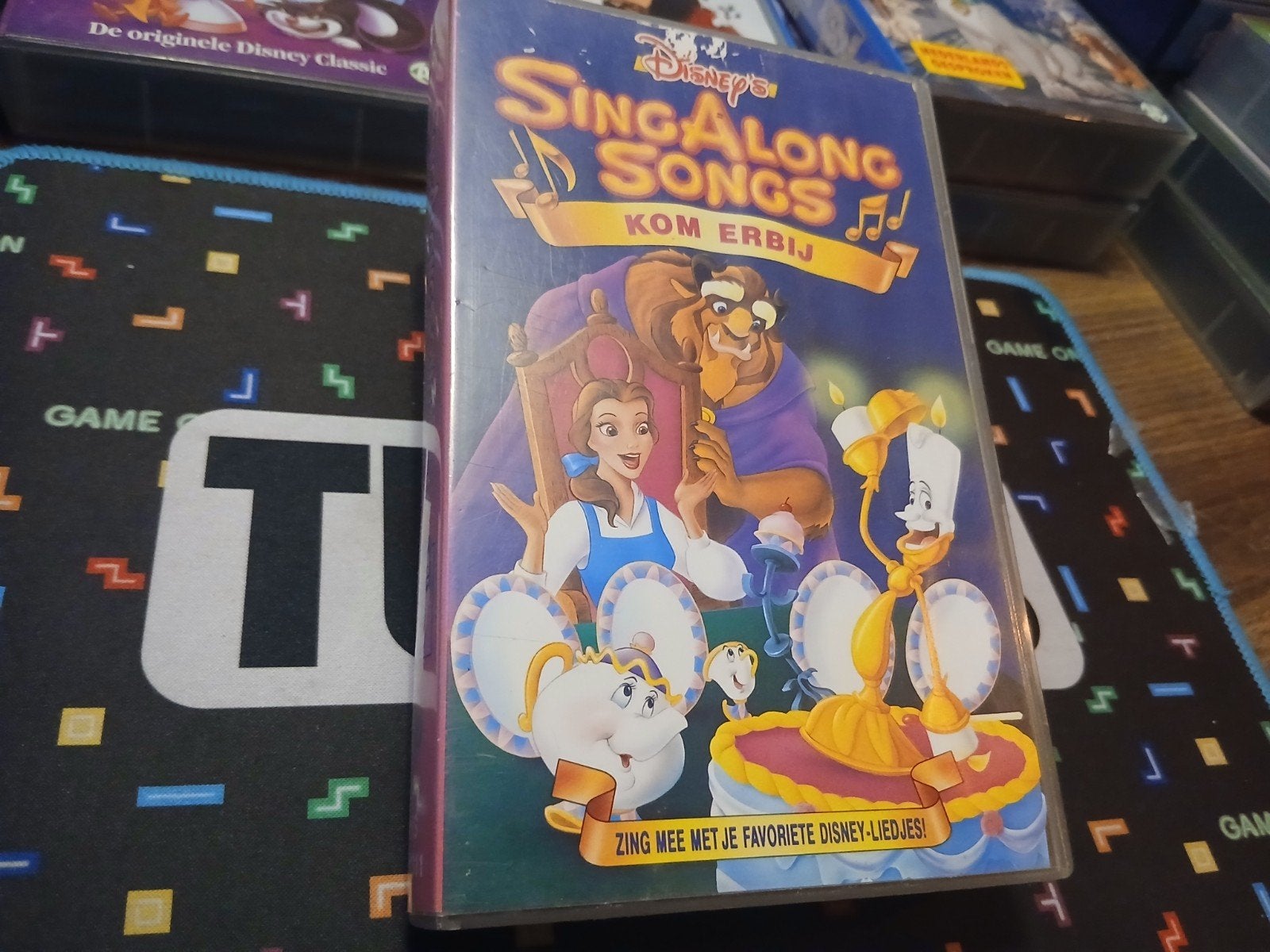 Sing along songs kom er bij Disney vhs film, Alle leeftijden, Ophalen of Verzenden, Zo goed als nieuw, Komedie