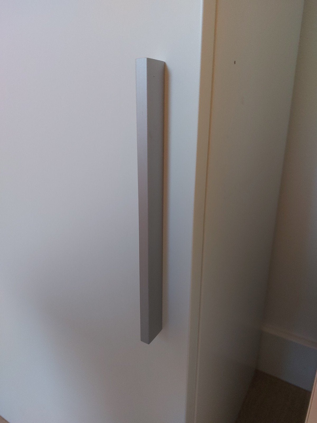 Foto 4 van Wand kasten (2 stuks) en wand plank