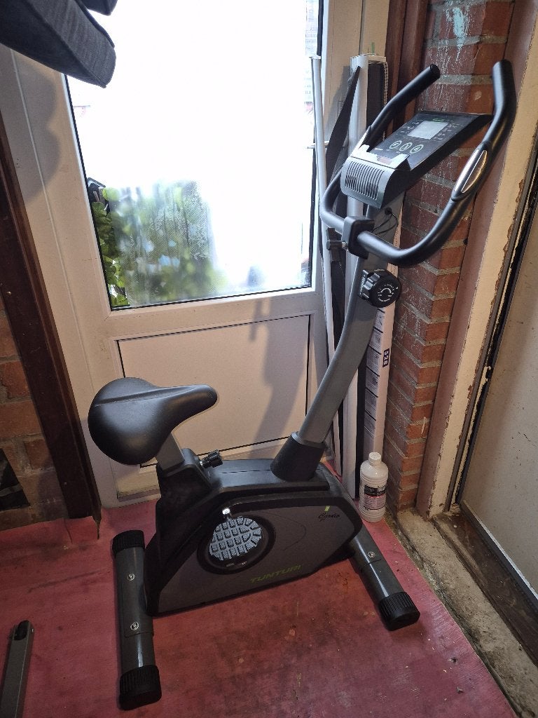 Hometrainer, Ophalen, Zo goed als nieuw, Benen, Hometrainer