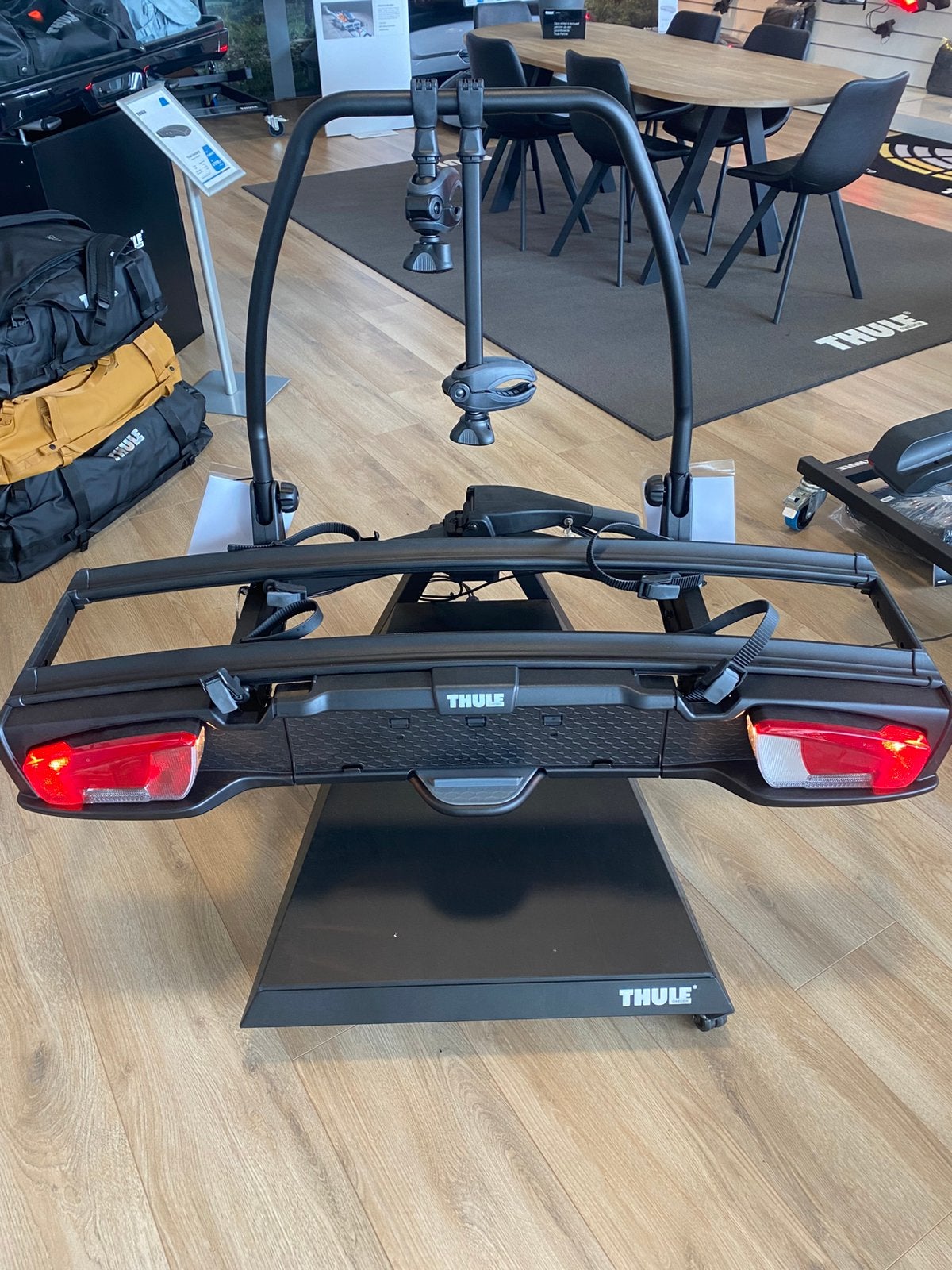 Thule Velospace XT Black 2 Bike + Bike Adapter, Ophalen, Nieuw, 2 fietsen, Trekhaakdrager