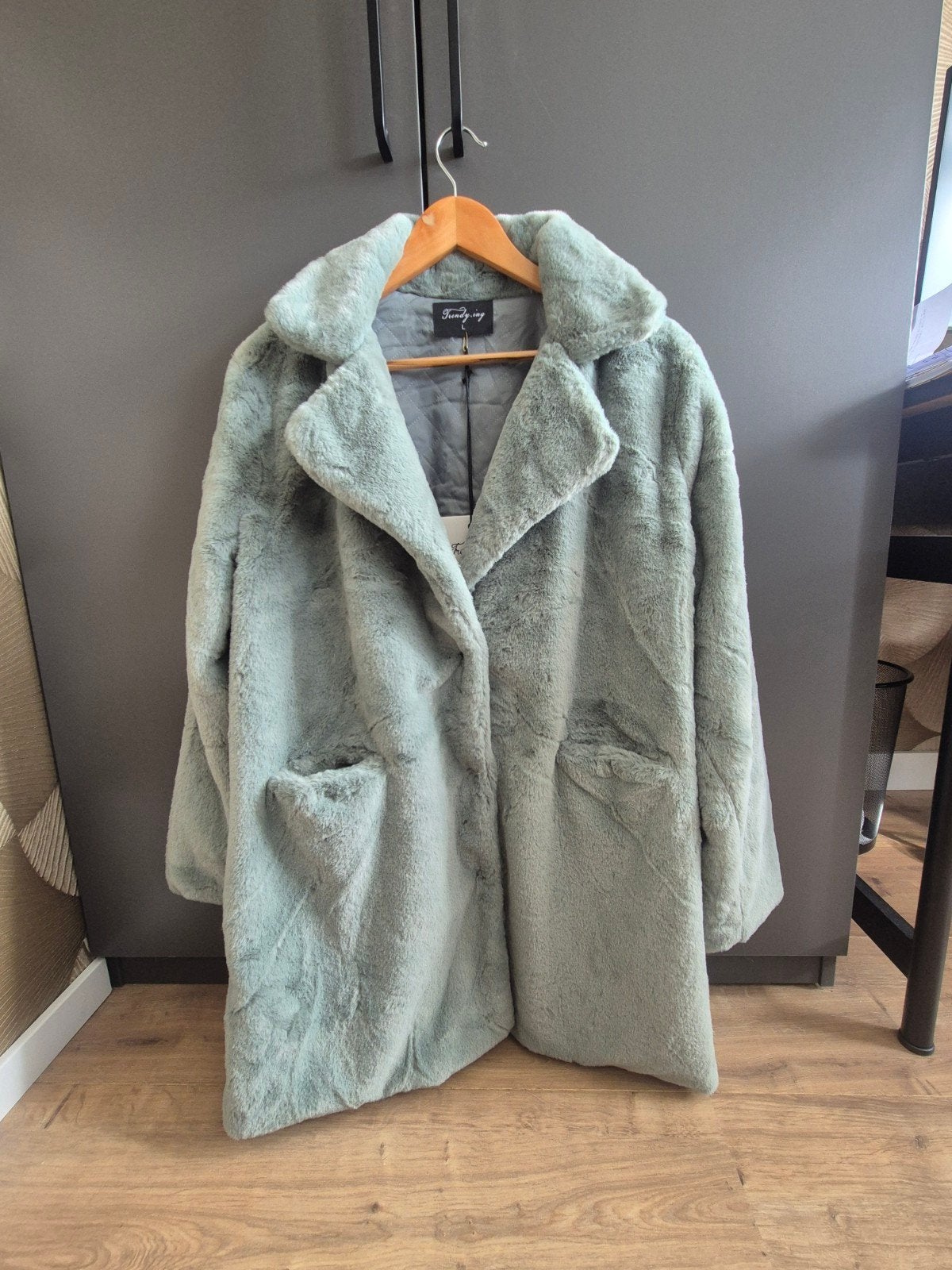 Trendy.ing Faux Fur Jas Maat L - Nieuw met kaartjes, Kleding | Dames, Trendy.ing, Verzenden, Maat 42/44 (L), Nieuw