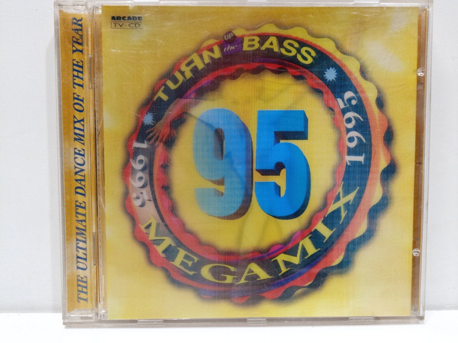 Turn Up The Bass Megamix 95 - The Ultimate Dance Mix, Ophalen of Verzenden, Gebruikt, Dance Populair