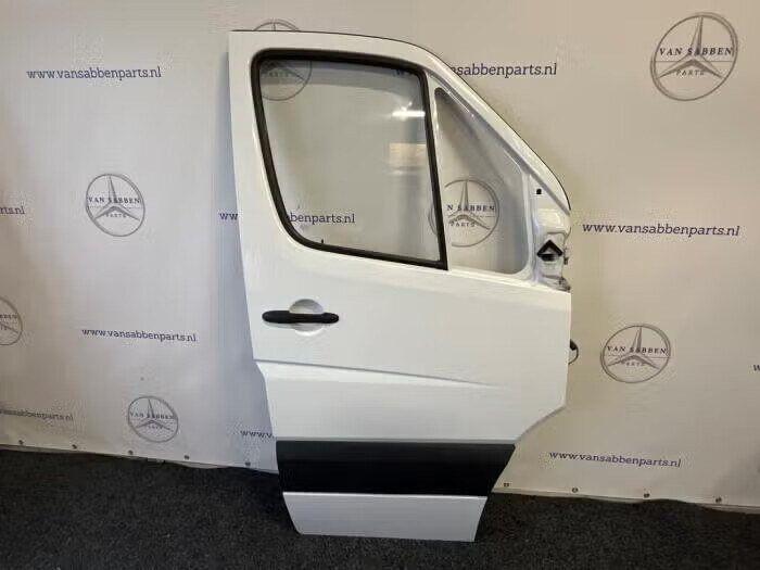 Portier 2Deurs rechts van een Mercedes Sprinter (147), Ophalen of Verzenden, Gebruikt, Deur