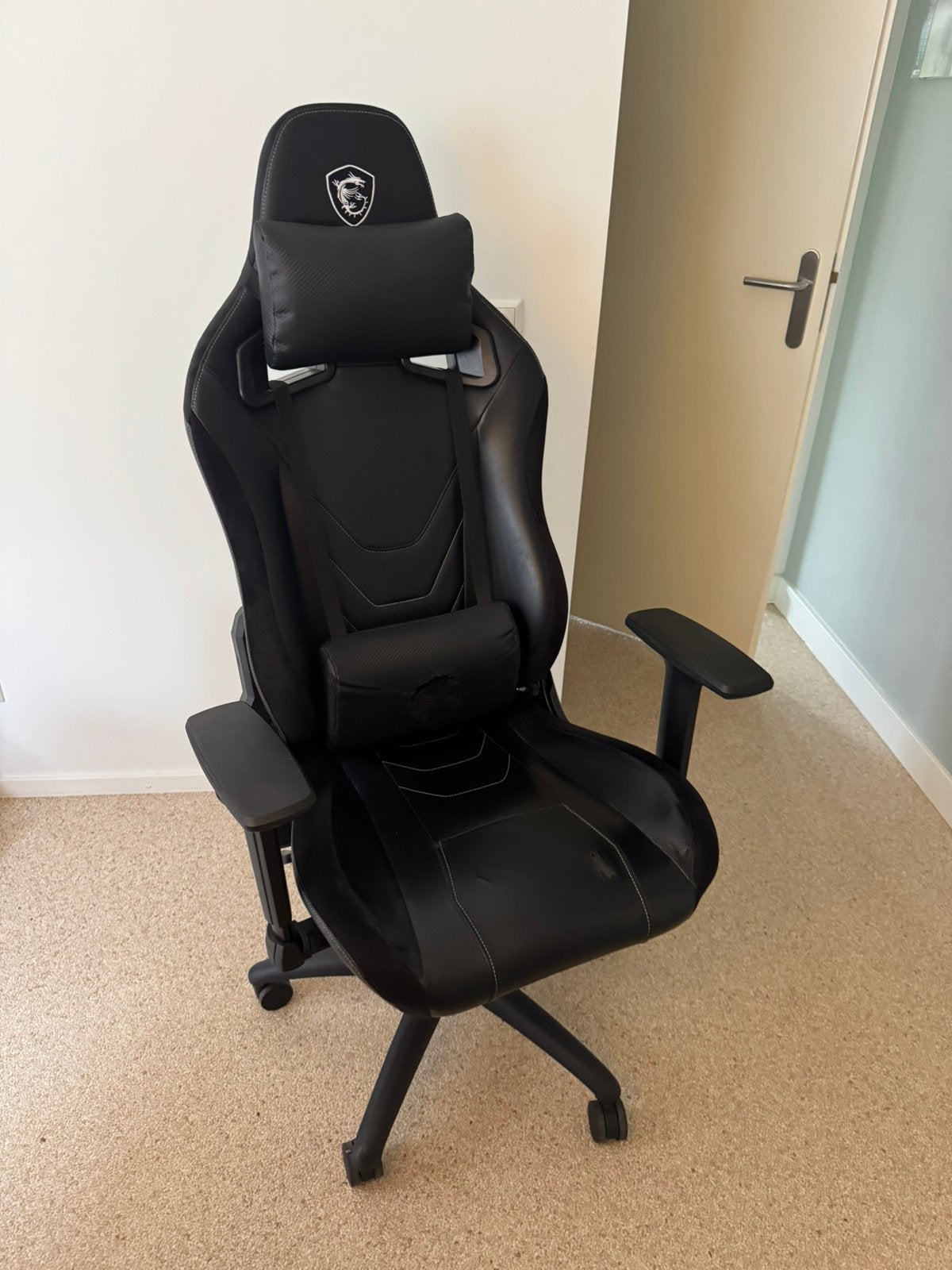MSI MAG GamingChair bureaustoel CH120L, Ophalen, Gaming bureaustoel, Zo goed als nieuw, Zwart