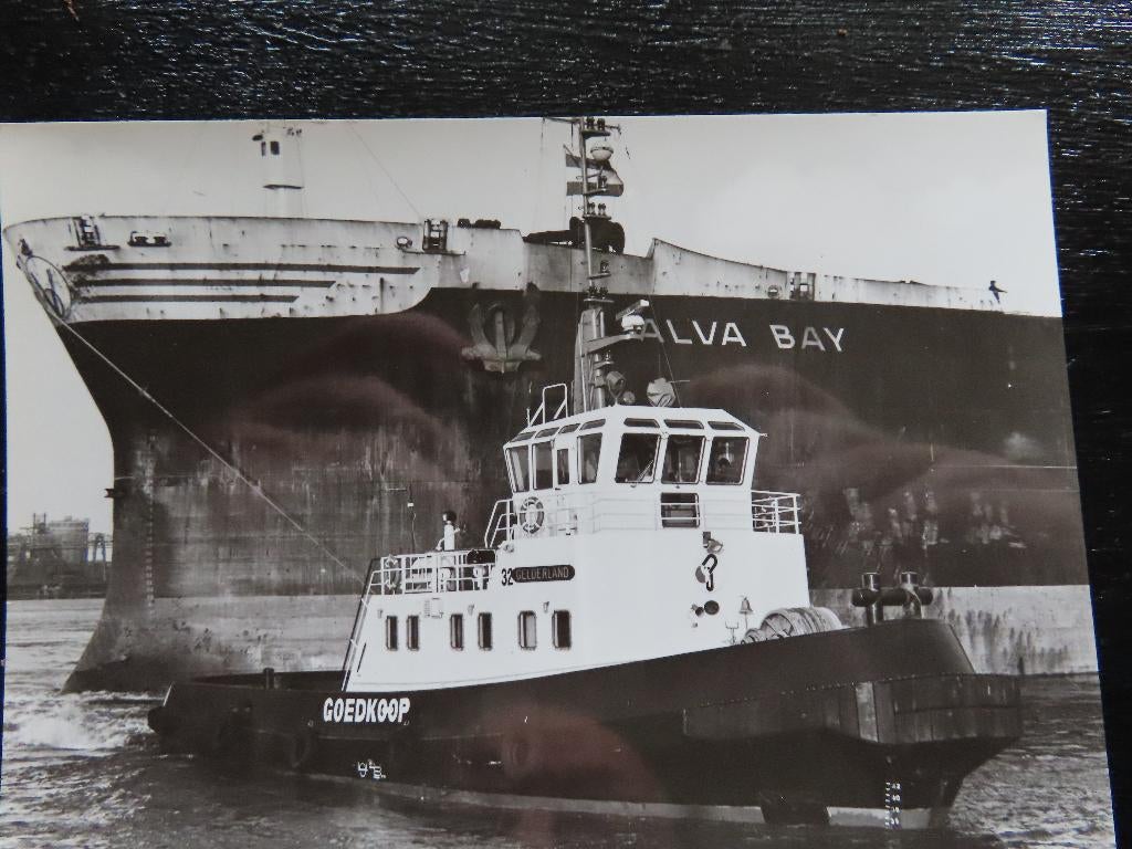 ansichtkaart sleepboot "Gelderland nr 32" Goedkoop, Ophalen of Verzenden, Motorboot, Kaart, Foto of Prent