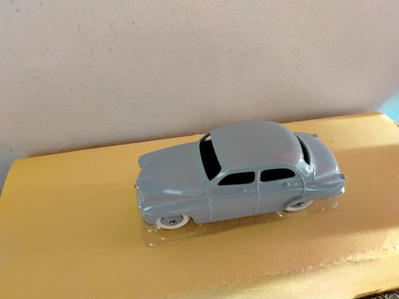 DINKY TOYS ATLAS  SIMCA 9"ARONDE"   NO  24 U, Ophalen of Verzenden, Zo goed als nieuw, Auto, Dinky Toys