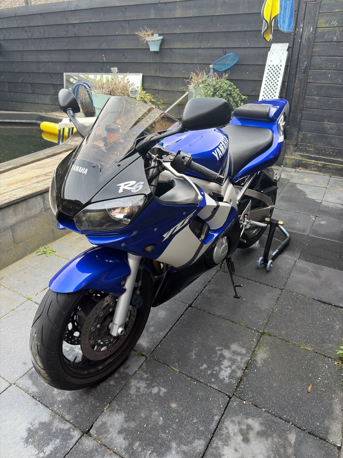 Yamaha YZF-R6 lage km stand en nette staat, Sportuitlaat, 4 cilinders, Motorrijbewijs A, Gebruikt