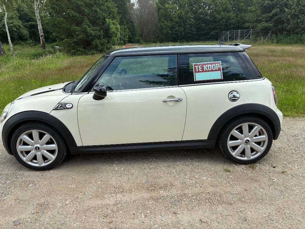 Mini 1.6 16V Cooper S 128KW 2009 Wit, Auto's, Mini, Particulier, Cooper S, Airconditioning, Automatische klimaatregeling, Boordcomputer